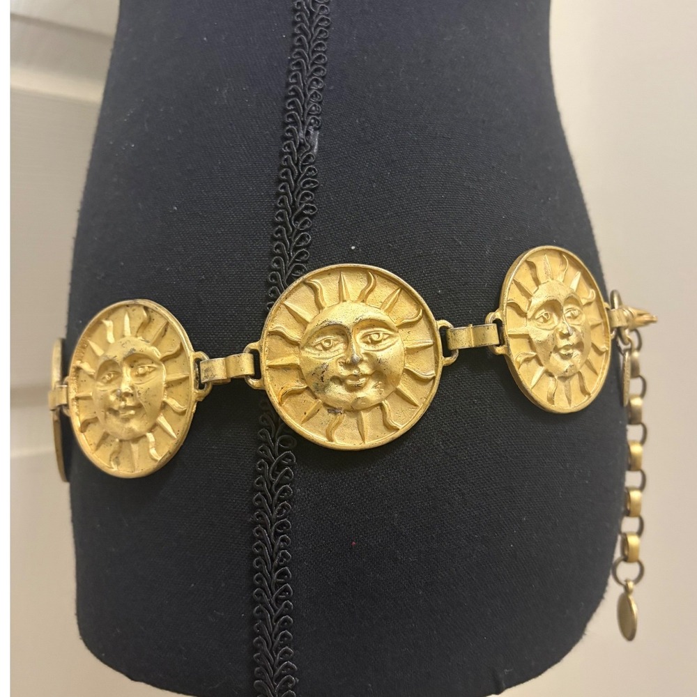 Vintage The Limited Sun Face Medallion Belt Metal 90s Y2K Celestial Astrology - Picture 6 of 14